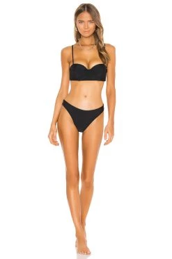 Spring 2020 Leoni Top