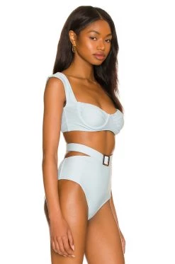 Spring 2022 Claudette Top