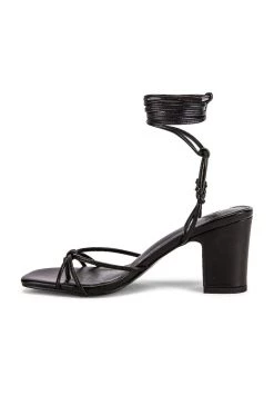 Spring 2020 Nicolo Heel Shoes & Accessories 11 Spring 2020 Nicolo Heel Shoes & Accessories
