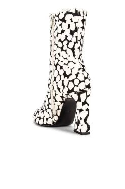 Fall 2021 Shoes & Accessories Marietta Bootie