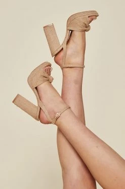 Spring 2019 Alessia Platform Shoes & Accessories