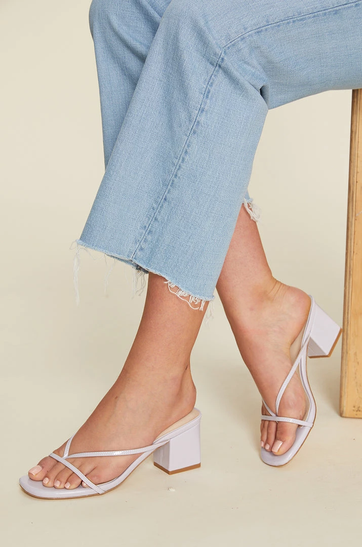 Summer 2019 Cara Heel Shoes & Accessories 8 Summer 2019 Cara Heel Shoes & Accessories