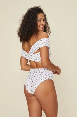 Spring 2019 Darlin Top Swim