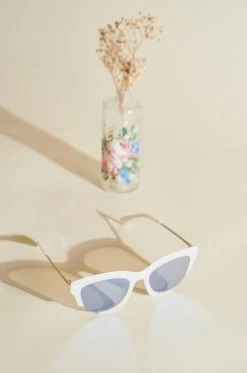 Spring 2019 Shoes & Accessories Gray