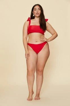 Summer 2019 Swim Iris Bottom 13 Summer 2019 Swim Iris Bottom