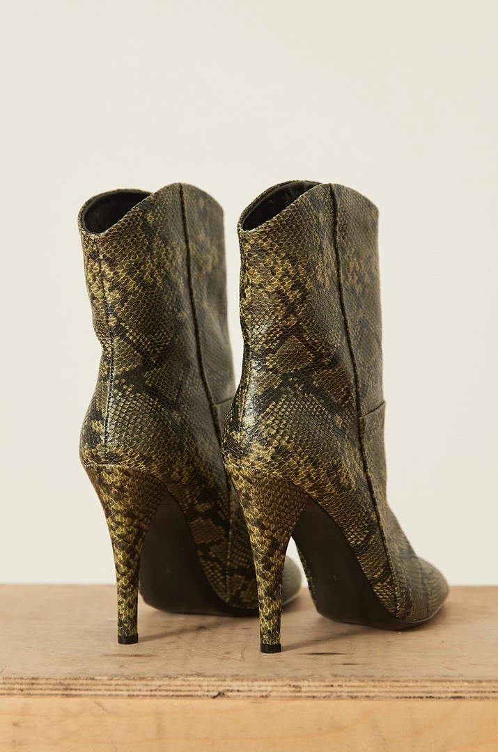 Fall 2019 Shoes & Accessories Liana Bootie 4 Fall 2019 Shoes & Accessories Liana Bootie