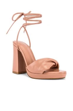 Spring 2020 Lucas Heel
