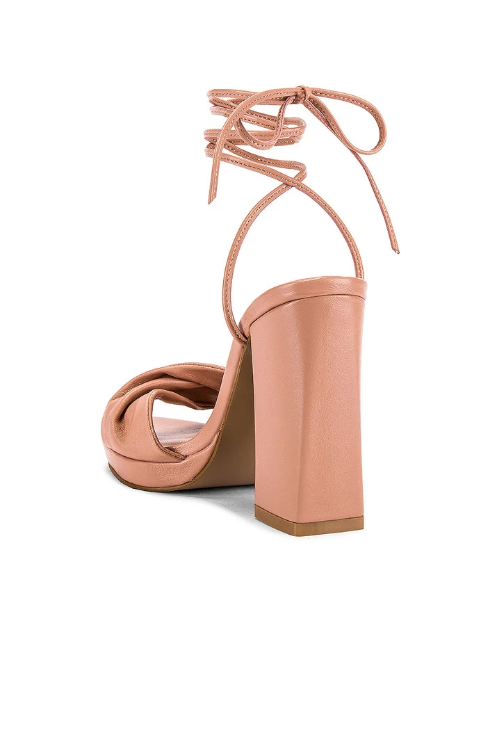 Spring 2020 Lucas Heel 5 Spring 2020 Lucas Heel